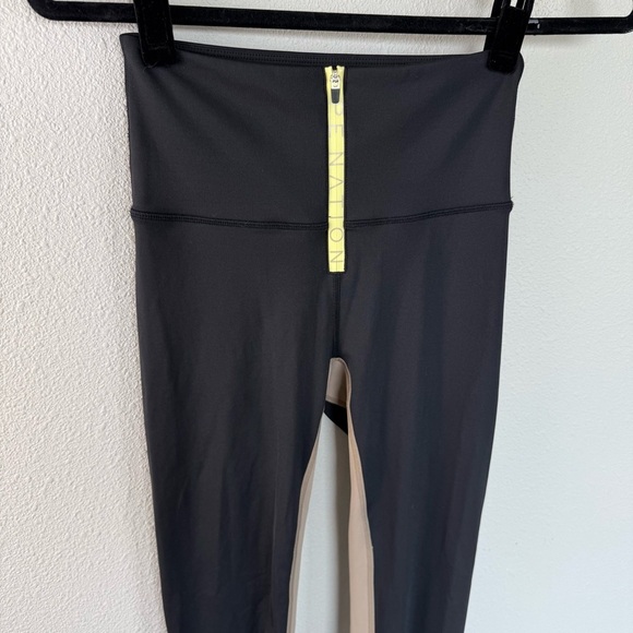 NWOT P.E Nation Diver Leggings Black Active Athleisure Casual Women’s Size Small - Picture 4 of 12